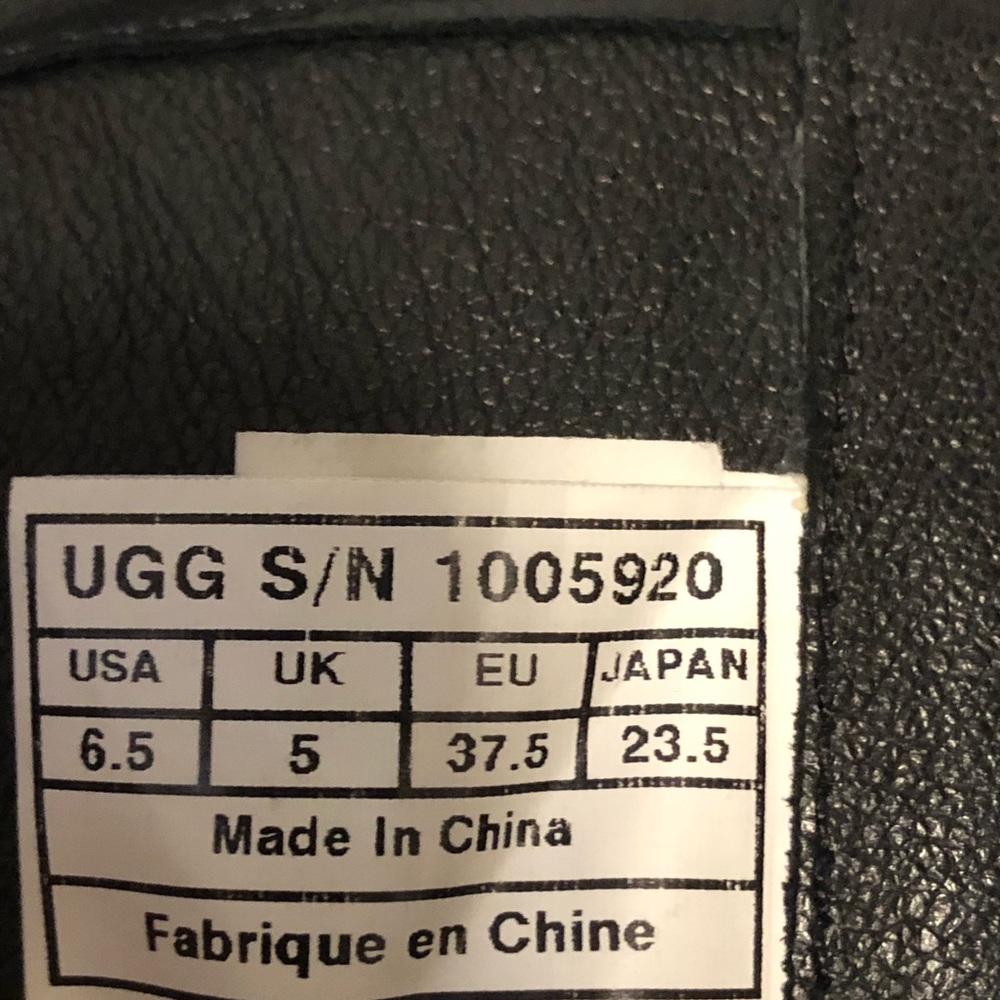 UGG Australia 'Beryl' Riding Boot - Picture 9 of 9
